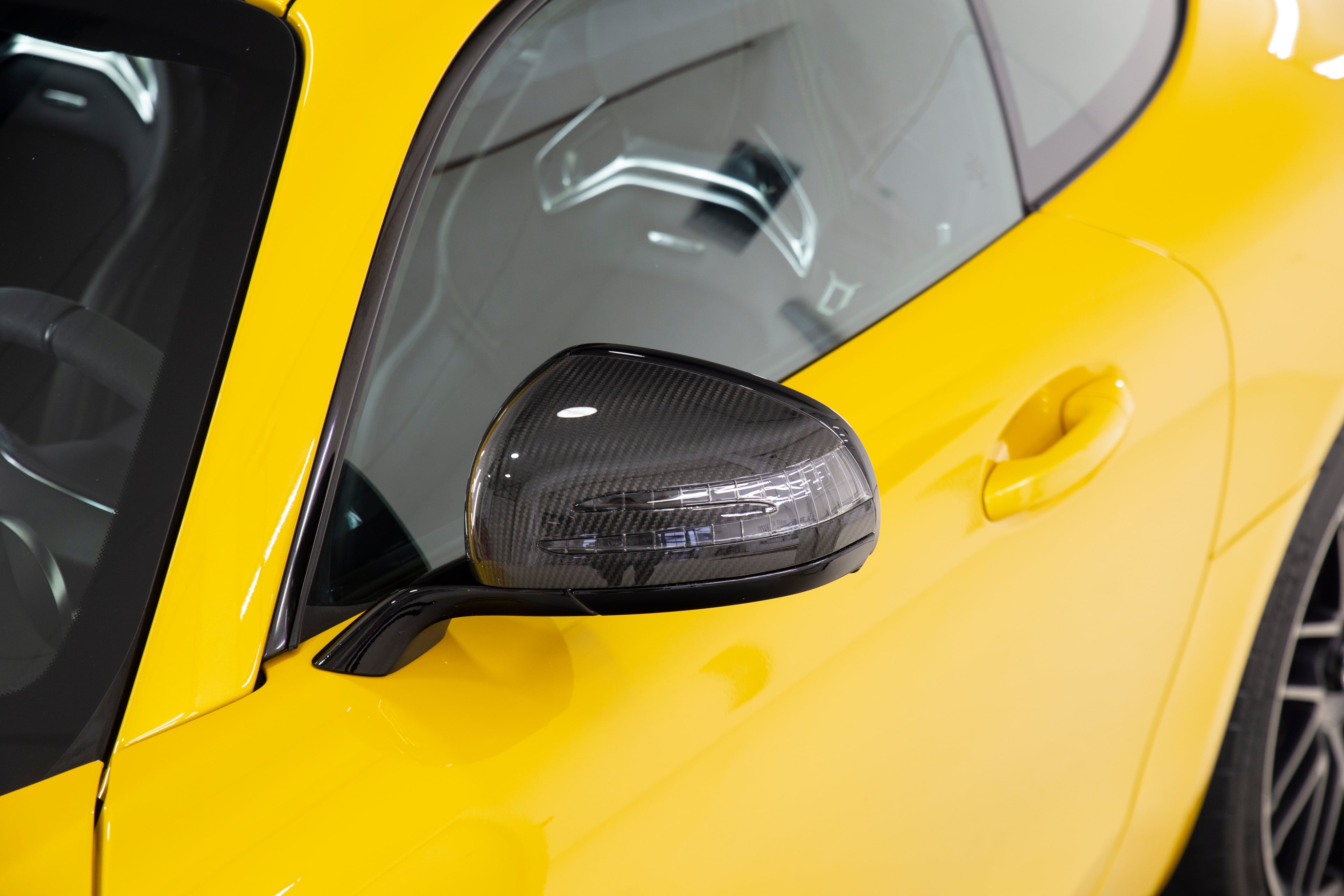 Hydrophobic colour change PPF finish